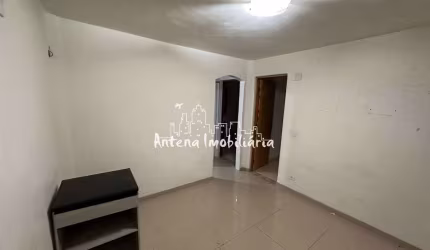 Apartamento com 02 dormitórios em Ferraz - Cod: 12107.
