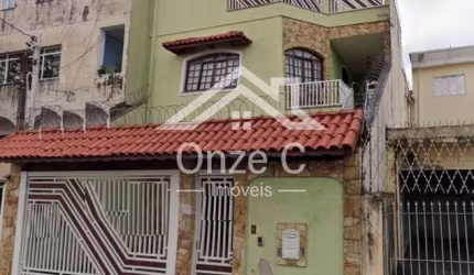 Casa com 3 quartos à venda na Rua Ceará, 106, Vila Galvão, Guarulhos, 248 m2 por R$ 1.600.000