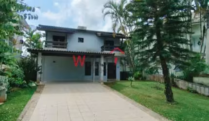 Casa em Condomínio de Alto Padrão com 6 Suítes na Vista Linda - Bertioga-SP: 5 suítes, 1 sala, 7 banheiros, 3 vagas - 547,00 m².