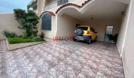 Imperdível Casa à Venda em Mogi das Cruzes-SP, Centro  3 Quartos, 1 Suíte, 3 Banheiros, 4 Vagas, 188,87m²