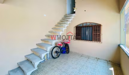 Casa à venda na cidade de Mogi Das Cruzes,  Jardim Planalto: 3 quartos, 2 suítes, 2 salas, 2 banheiros, 2 vagas de garagem, 170m².