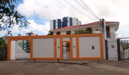 Casa para Venda em Salvador, Vila Laura, 4 dormitórios, 2 suítes, 7 banheiros, 8 vagas