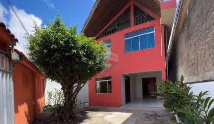 Belíssima Casa na Tv. Terri - Coqueiro - Ananindeua