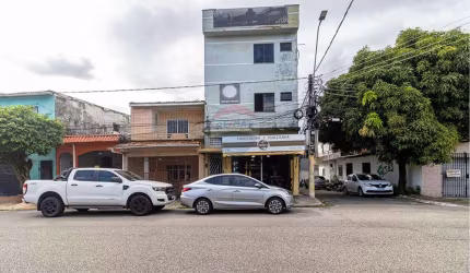 rédio Comercial à Venda