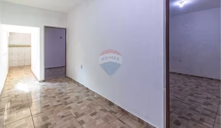 Casa a venda de 2 pavimentos Conj. Maguari