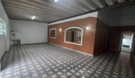 Excelente casa com Edicula no Bosque dos Eucaliptos