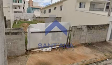 Terreno à venda na Rua Melchior Felix Corrêa, 169, Bosque Flamboyant, Taubaté por R$ 405.000