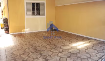 Casa com 3 quartos à venda na Rua Benedito dos Santos, 77, Jardim Liete, Taubaté por R$ 310.000