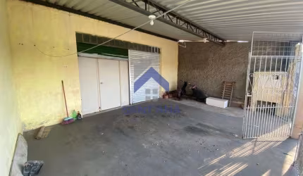 Casa com 1 quarto à venda na Rua Dona Benta, 1234, Jardim Gurilândia, Taubaté por R$ 350.000
