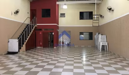 Casa comercial à venda na Rua Taubaté, 305, Quiririm, Taubaté por R$ 800.000