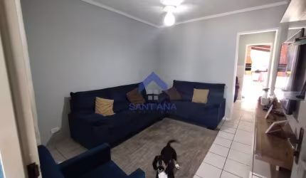 Casa com 2 quartos à venda na José  Carlos Rodrigues de Almeida, 32, Piracangaguá (Jardim dos Pássaros), Taubaté por R$ 300.000