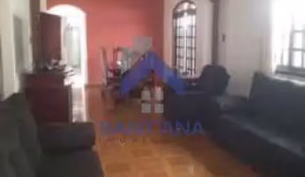 Casa com 3 quartos à venda na Miss Annie Stanford, 59, Vila das Jabuticabeiras, Taubaté por R$ 480.000