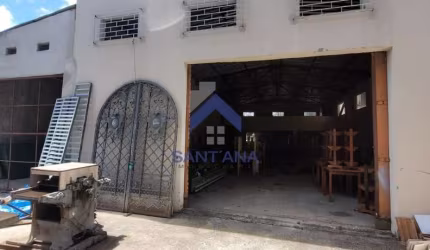 Barracão / Galpão / Depósito à venda na Antônio de Angelis, 2536, Cataguá, Taubaté por R$ 800.000