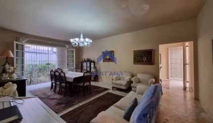 Casa com 3 quartos à venda na Rua Anízio Ortiz Monteiro, 65, Centro, Taubaté por R$ 1.500.000