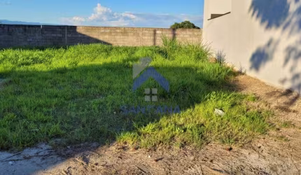 Terreno em condomínio fechado à venda na Doutor Luis André Gadioli, 1560, Quiririm, Taubaté por R$ 150.000
