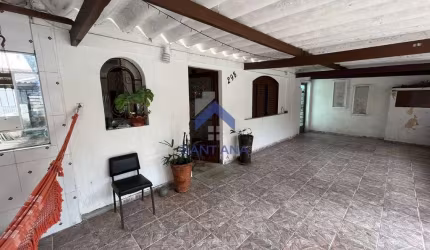 Casa com 3 quartos à venda na Avenida Santa Terezinha, 295, Barranco, Taubaté por R$ 372.400