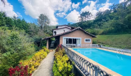 Lindo Sítio Mobiliado em Mairiporã com 24200 m² - 750 mil!