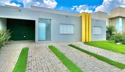Casa á venda em Atibaia - Condomínio Terras da Fazenda Santana, c/3 Suítes!
