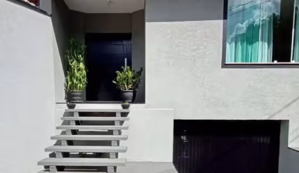 Casa espaçosa em Localizada na região central em Atibaia!