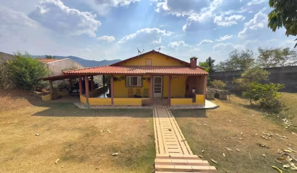 Chácara à Venda em Bom Jesus dos Perdões - Região de Atibaia por R$790.000!