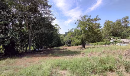 Terreno com 4.342m² em Atibaia - Condomínio próximo a represa!