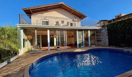 Casa para venda ou locação em Atibaia em Bairro Nobre, Vila Giglio!