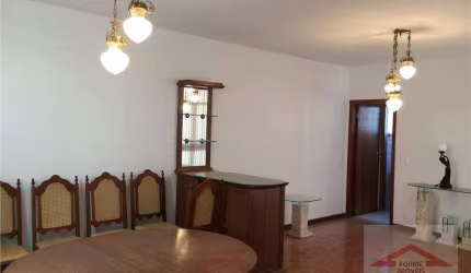 CASA COMERCIAL DE 306 M2 NO JARDIM PITANGUEIRAS II - JUNDIAI/SP.