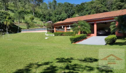 Chácara com 4 dormitórios à venda por R$ 2.000.000 com 25000 m² - Chácara Ivoturucaia - Campo Limpo Paulista/SP