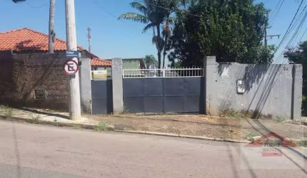 CASA COM 3 DORMITÓRIOS Á VENDA , 207M² POR 380.000 - VILA SANTA MARIA - JUNDIAÍ/SP.