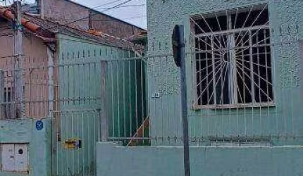 Casa a venda de 70 m2 - Anhangabaú, próximo Av. 09 de Julho, Jundiaí-SP.