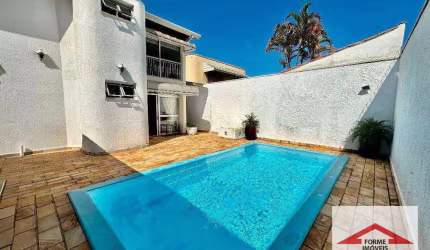 Casa com 4 quartos, sendo 2 suítes à venda, 282 m² por R$ 1.500.000 - Jardim das Samambaias - Jundiaí/SP