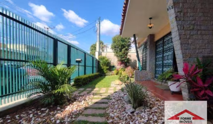 Casa com 2 dormitórios à venda, 194 m² por R$ 850.000,00 - Vila Argos Nova - Jundiaí/SP