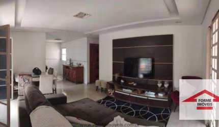Casa com 3 quartos sendo 1 suíte à venda, 256 m² por R$ 1.100.000 - Vila Progresso - Jundiaí/SP.