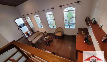 Casa com 4 quartos, sendo 1 suíte à venda, 248 m² por R$ 860.000 - Cidade Nova - Jundiaí/SP