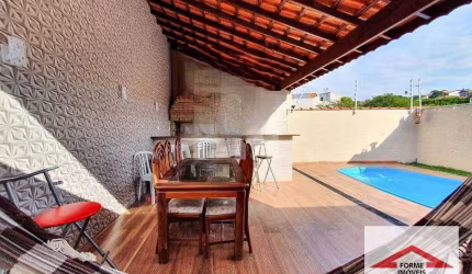 Casa com 4 dormitórios (sendo 2 suítes) à venda, 261 m² por R$ 1.250.000 - Jardim Santa Adelaide - Jundiaí/SP.