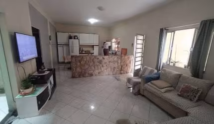 Casa com 4 dormitórios à venda, 220 m² por R$ 1.100.000,00 - Jardim Caxambu - Jundiaí/SP