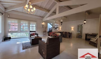 Casa com 5 quartos, sendo 3 suítes - 511 m² - venda por R$ 4.200.000 ou aluguel por R$ 17.900,00 - Cond Teresa Cristina - Jundiaí/SP.