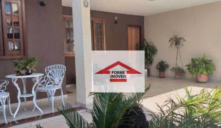 Casa com 3 quartos  à Venda por R$ 970.000,00 - 209 m² - Jardim Florestal, Jundiaí/SP.