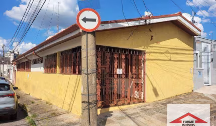 Casa térrea com 3 quartos, 170 m² - venda por R$ 800.000 ou aluguel por R$ 4.000/mês - Anhangabaú - Jundiaí/SP