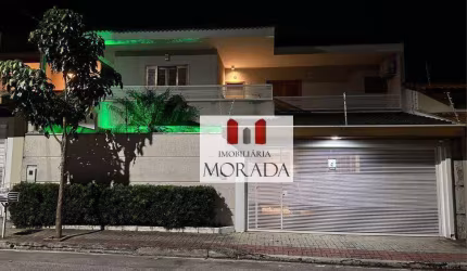 Sobrado com 3 dormitórios à venda, 155 m² por R$ 725.000 - Jardim São Vicente - São José dos Campos/SP