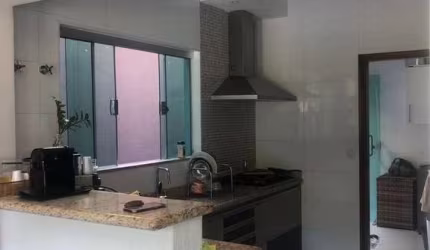 Casa á venda no Parque São Martinho, com 4 dormitórios, 3 vagas de garagem, em Campinas-SP