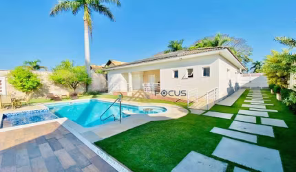Casa com 3 dormitórios à venda, 420 m² por R$ 2.590.000,00 - Jardim Tereza Cristina - Jundiaí/SP
