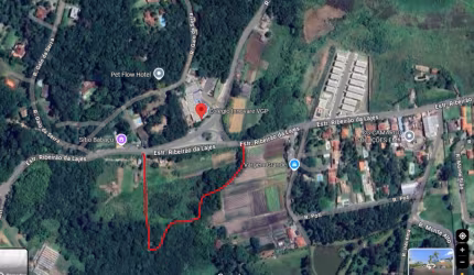 EM FRENTE AO COLÉGIO INNOVARE