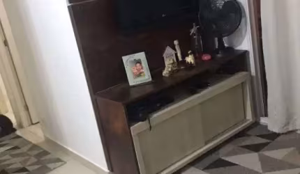 Apartamento com 3 dormitórios à venda, 56 m² por R$ 360.000,00 - Cocaia - Guarulhos/SP