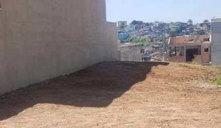 Terreno à venda, 140 m² por R$ 165.000 - Cidade Soberana - Guarulhos/SP