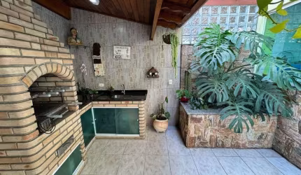 Sobrado com 3 dormitórios à venda, 113 m² por R$ 750.000 - Vila Trabalhista - Guarulhos/SP