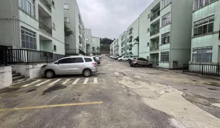 Apartamento com 2 dormitórios à venda, 61 m² por R$ 290.000 - Jardim Cocaia - Guarulhos/SP