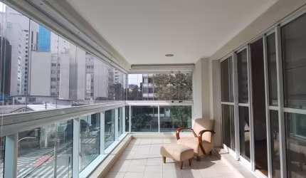 Lindo apartamento para locação com 155m² e 3 vagas com lazer no Paraíso!!