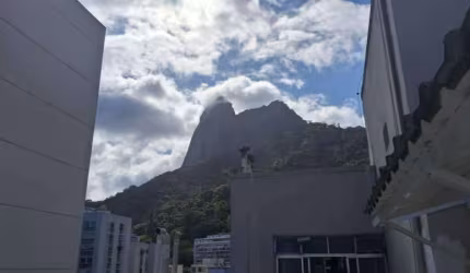 Apartamento com 2 quartos à venda na Largo dos Leões, Humaitá, Rio de Janeiro, 77 m2 por R$ 760.000
