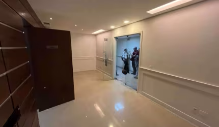 Sala comercial com 6 salas para alugar na Rua Real Grandeza, Botafogo, Rio de Janeiro, 105 m2 por R$ 3.600